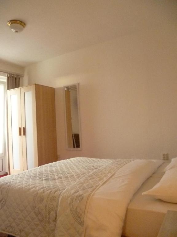 Hotel Pension Oranje Valkenburg aan de Geul Quarto foto